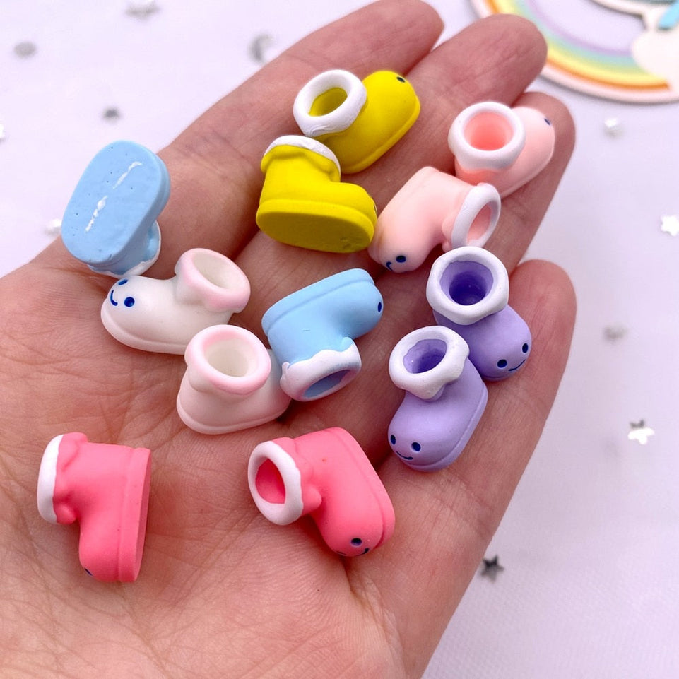 Resin Kawaii Colorful 3D Mini Baby Shoes Scrapbooks Flatback Figurine 10pcs DIY Home Decor Bow Accessoire Miniatures Craft OM409